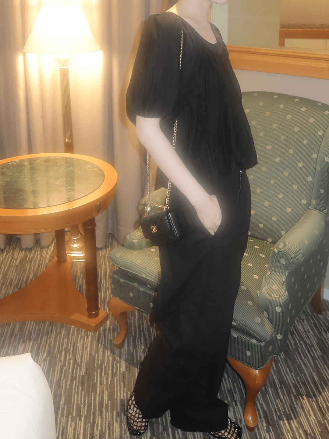 blanc puff blouse (black)