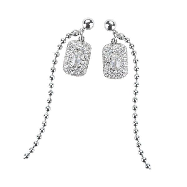 WHITE CUBIC EARRING