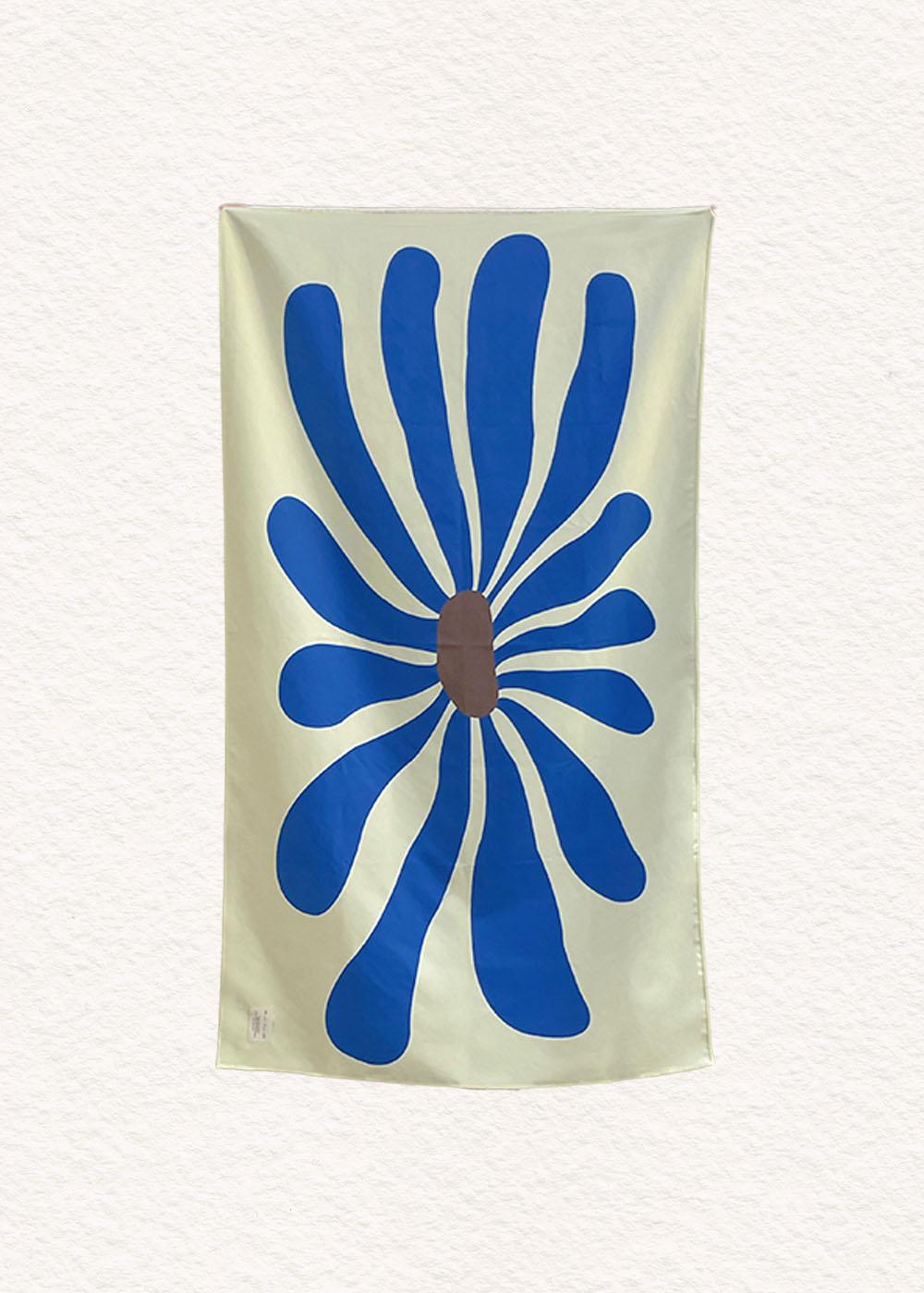 Soluna pattern beach towel - 01 blooming dreams