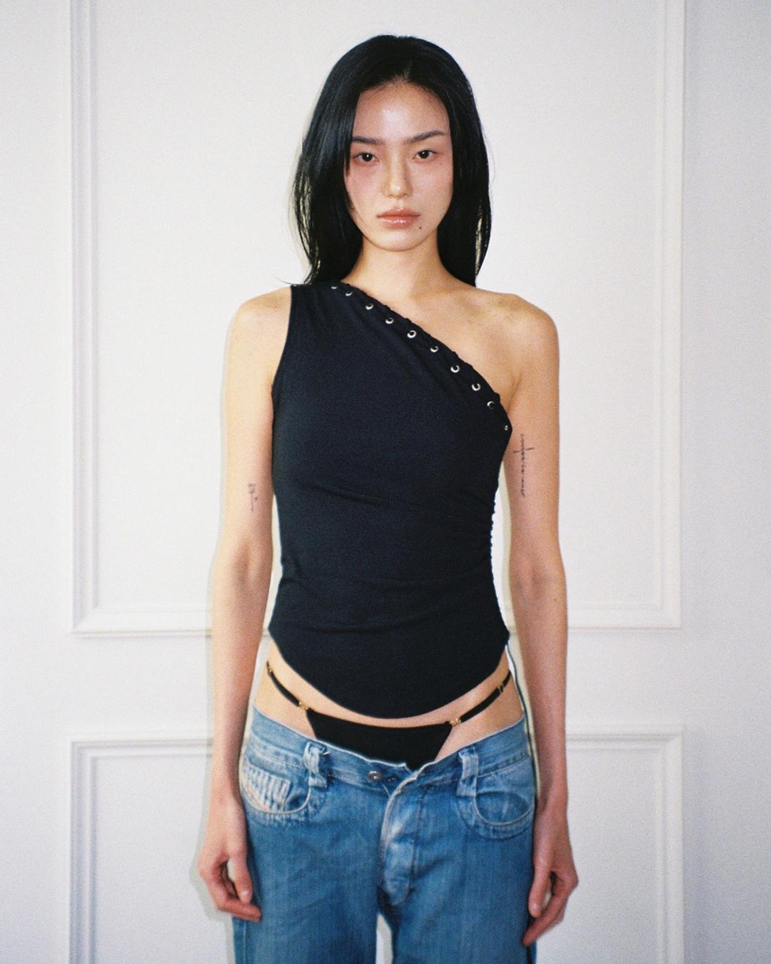 Unbalance top (black)