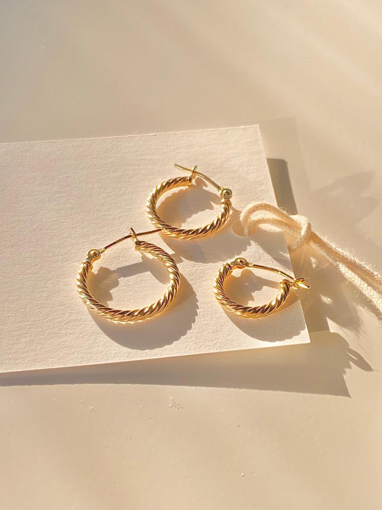 토프 바인 링귀걸이 - 14k 원터치 꼬임 데일리 골드 링 귀걸이