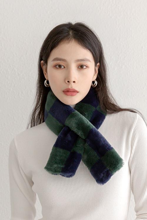 체커보드 미니멀 머플러