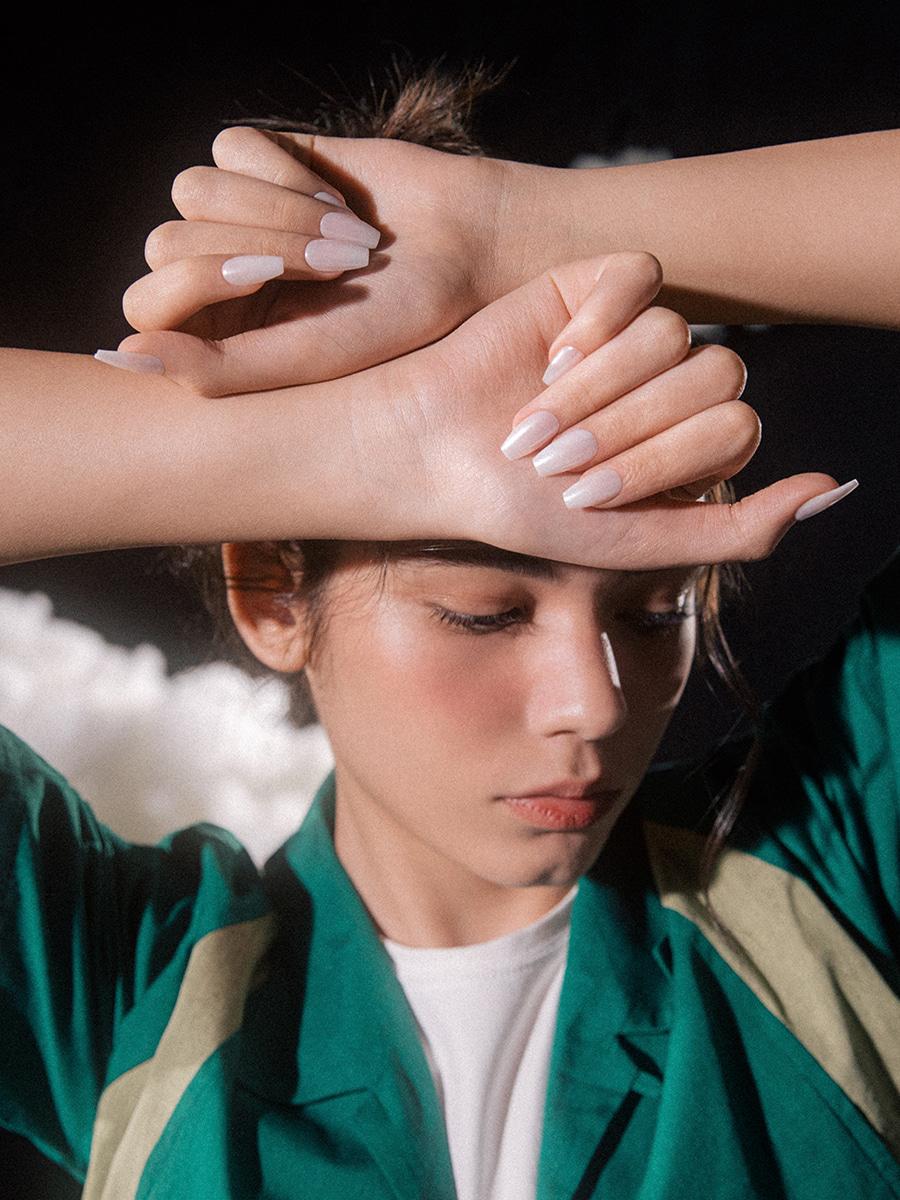 [배우 신세경 착용] 일루미네이션 네일(코핀)