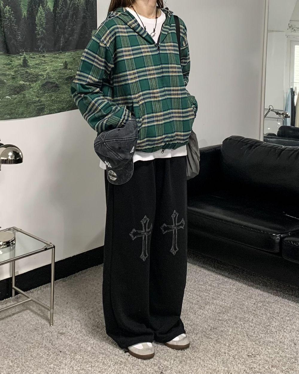 오멜 [24년 트렌트❤‍🔥][벌룬핏] 크로스 벌룬 밴딩 팬츠 바지 트레이닝 십자가 와이드 빅사이즈 커플룩 커플 시밀러 시밀러룩 빅사이즈바지 버뮤다 스트릿 힙한 힙 와이투케이 빈티지