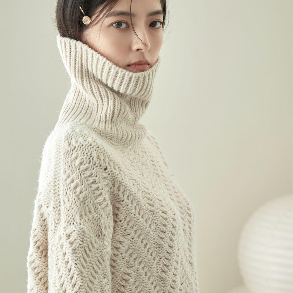 Alpaca Herringbone Turtleneck (2Color)