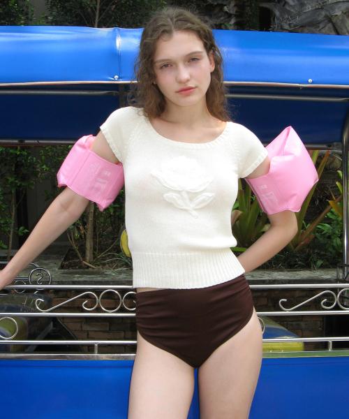 Flower Raglan Knit (Cream)