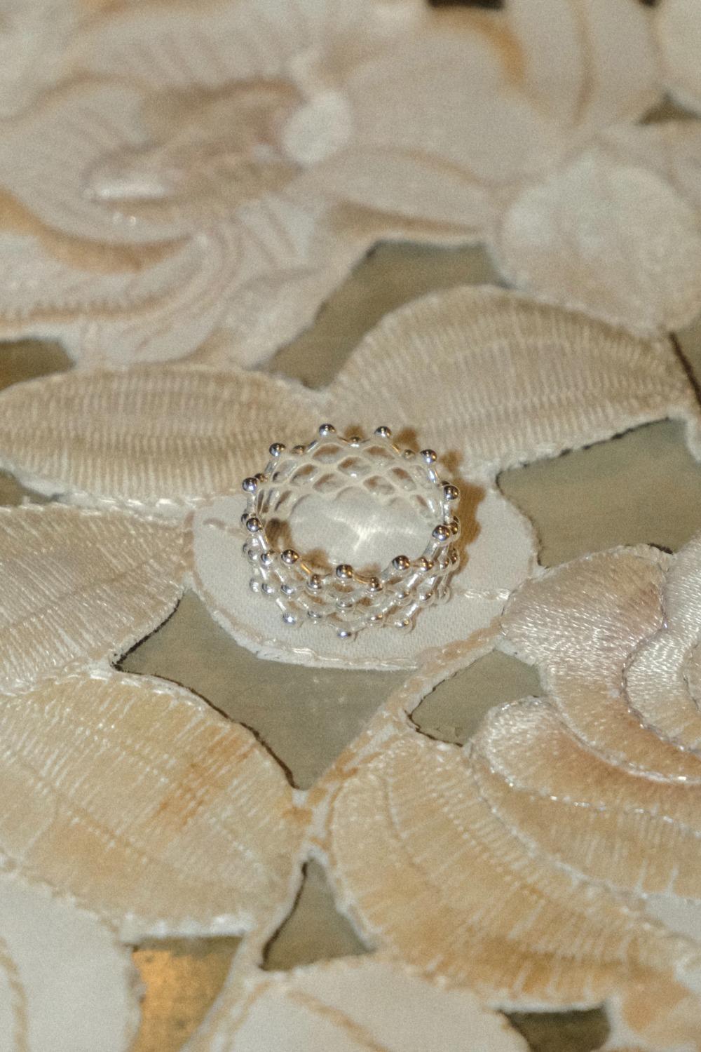 PETAL LACE RING