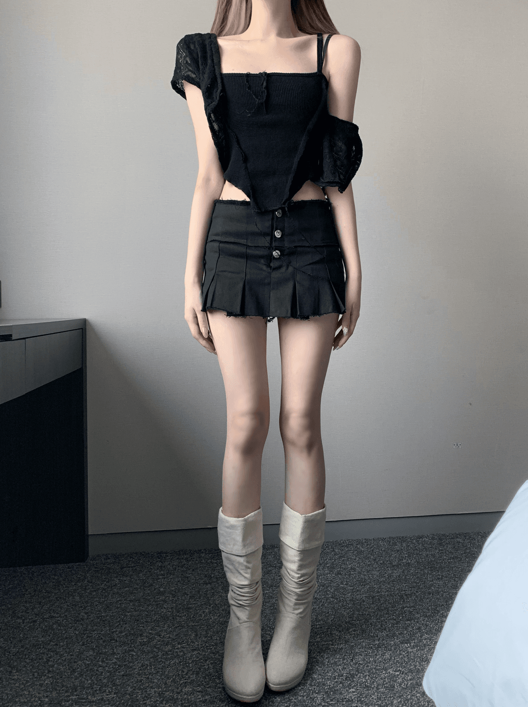 Lenny Button Low-Waist Skirt (Black)
