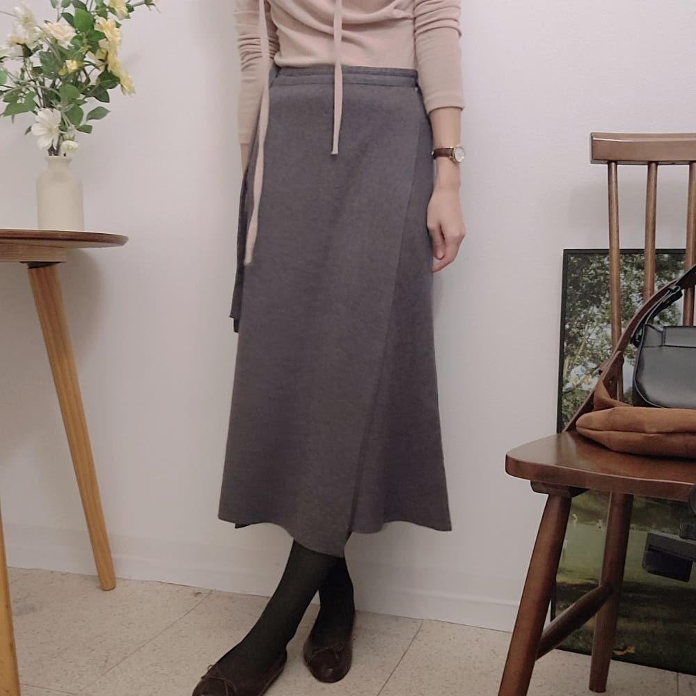 허리끈조절 랩 리본 니트스커트