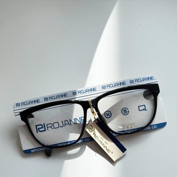 90s Rojanne Black Square Horn-Rimmed Glasses