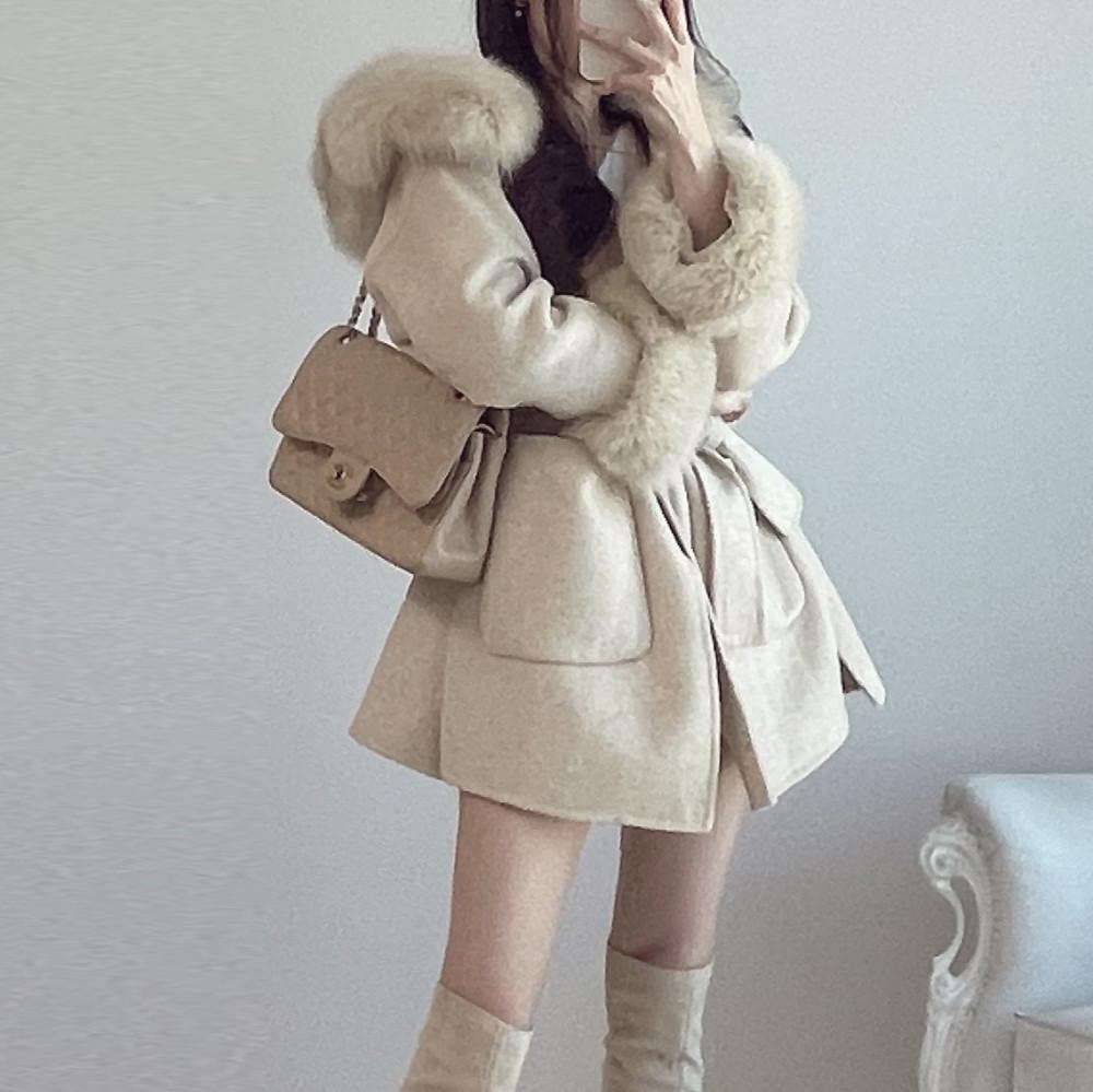 울100% 폭스100% 핸드메이드 풍성 후드 소매 리얼퍼 하프 코트