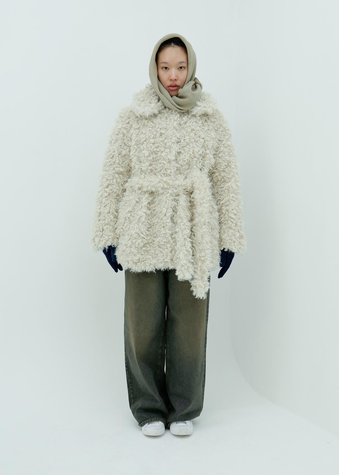 Fur coat, 01