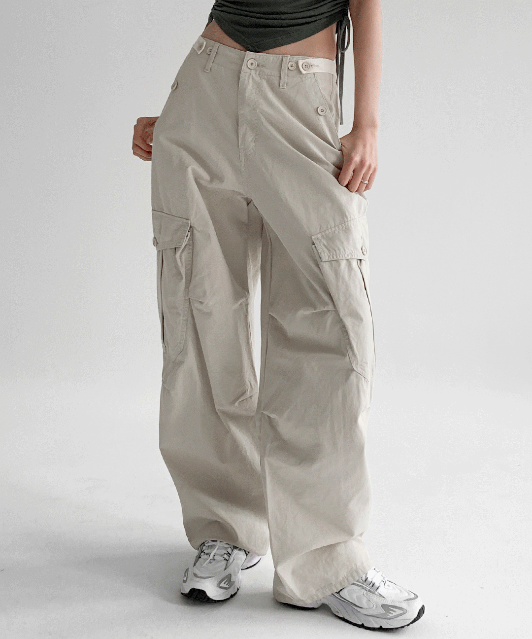 어트 코튼 비죠 카고팬츠