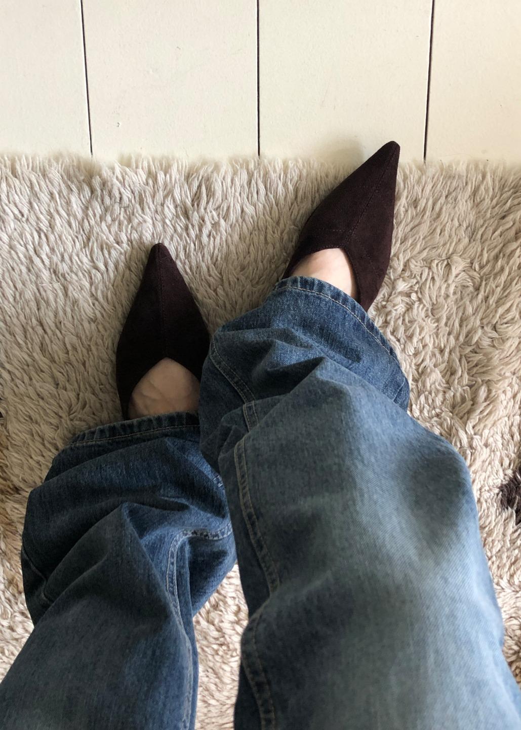 릿킴 LINE STILETTO FLAT SHOES