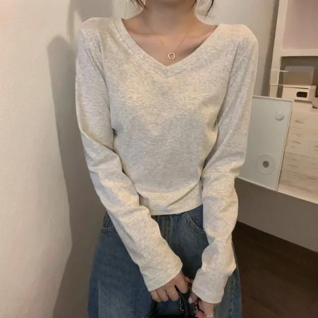 여성 긴팔 티셔츠 브이넥 단정한 데일리아이템 티