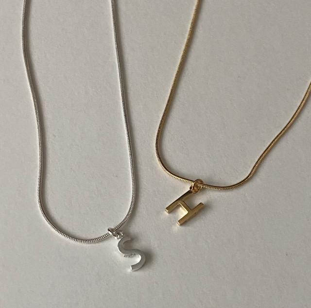 [믿고사는] (A-Z모두제작) 실버925 new 1mm 뱀줄 체인 이니셜 레이어드 목걸이