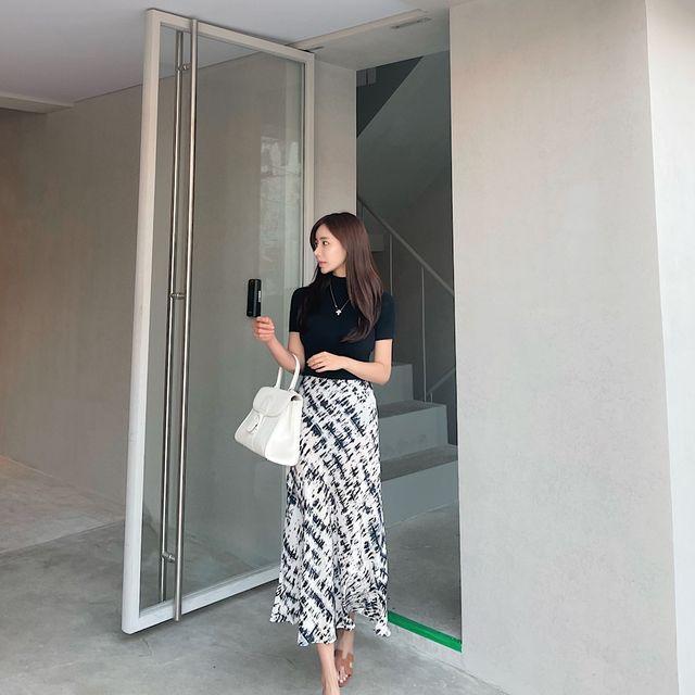 TH 프린트 실크 스커트 (수입)