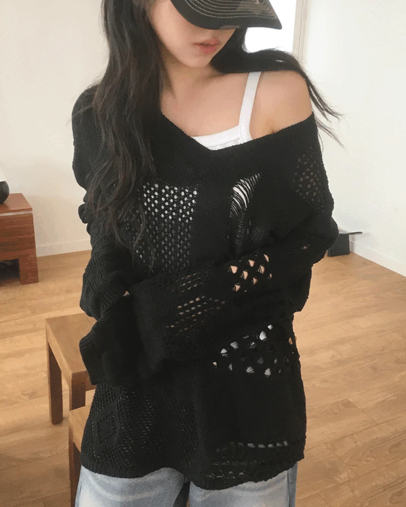 다본 빈티지 펀칭 데미지 브이넥 니트