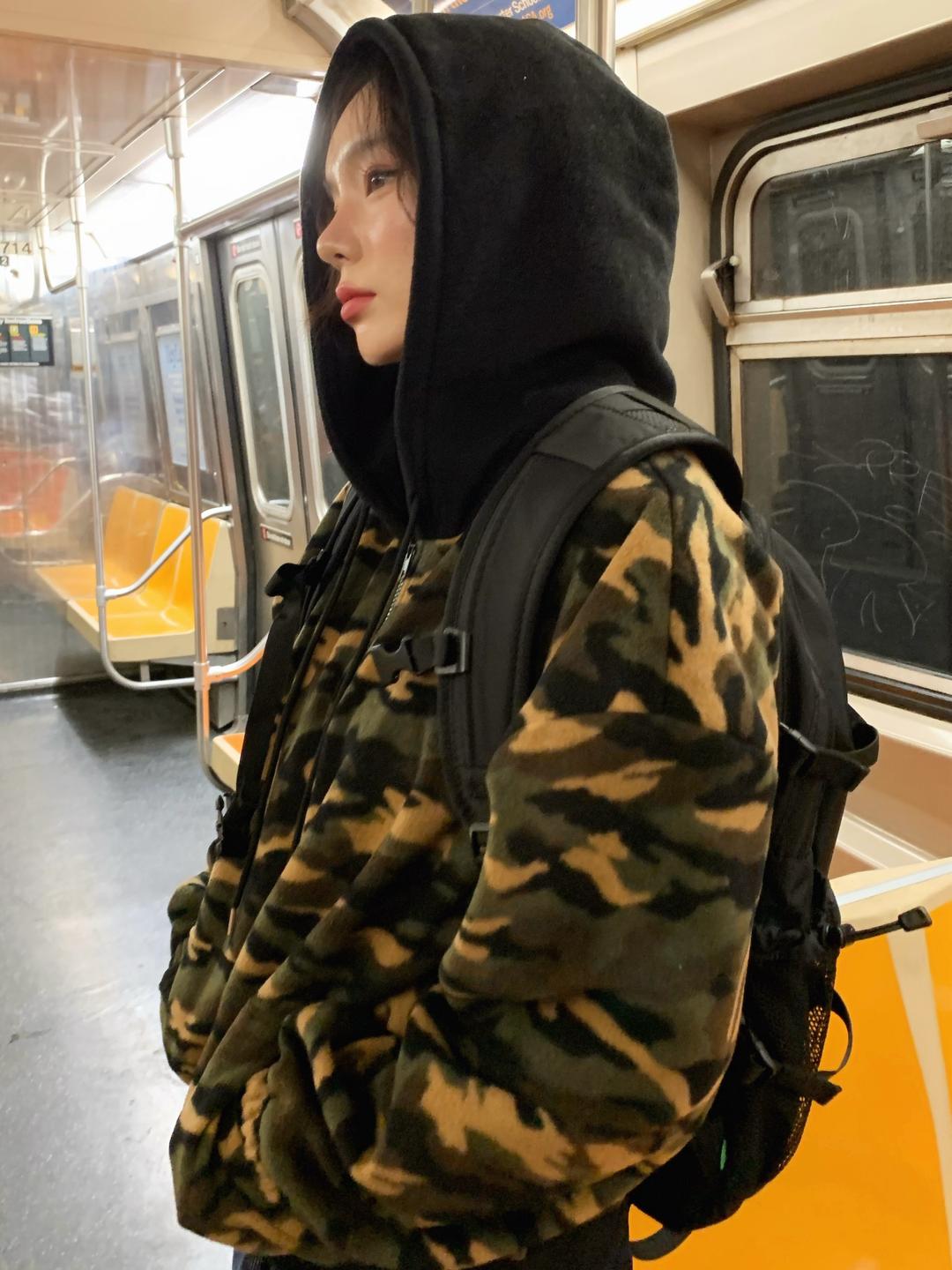 후드 카모 배색 후리스 (2c)