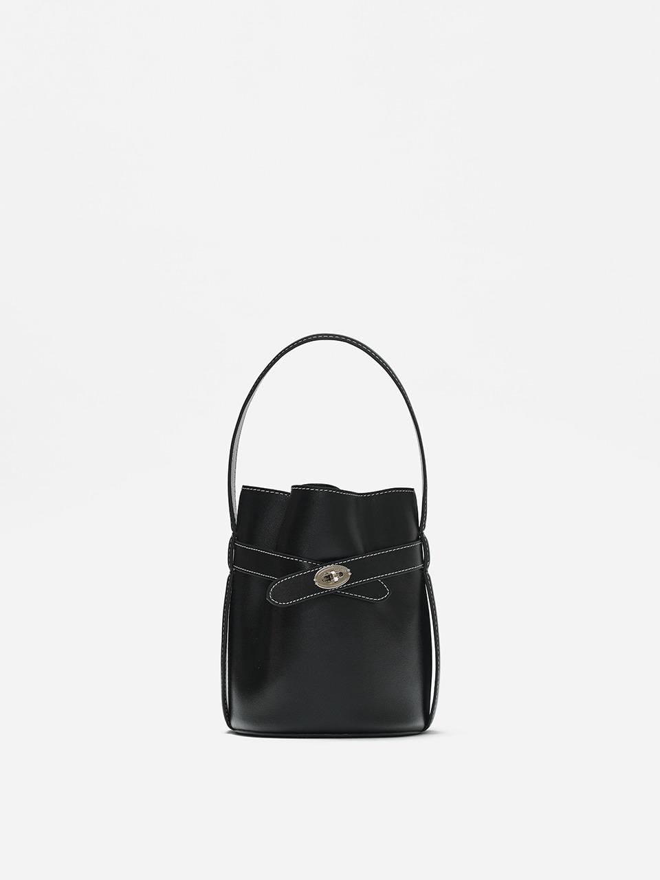Classic Belt Bucket Bag Mini Black