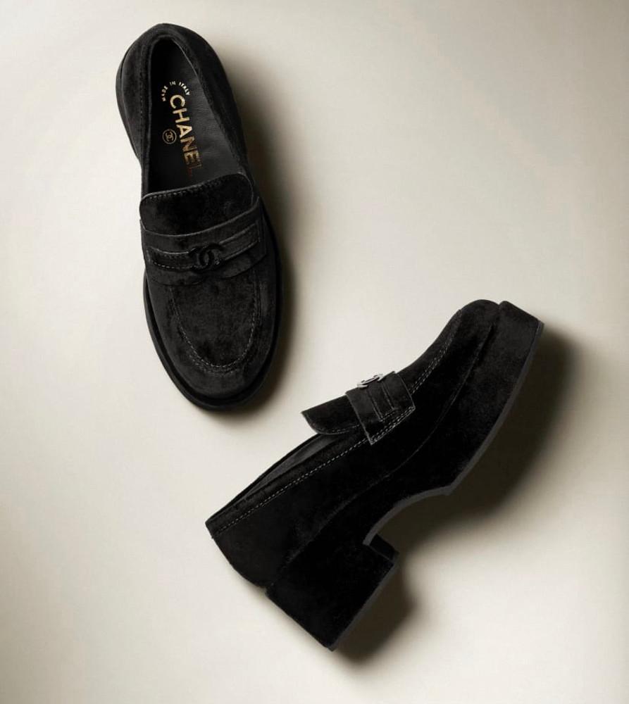 MARKET RHEMES ORDER [CHANEL] CHANEL BLACK PLATFORM LOAFER