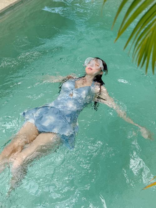 피에타 원피스 비키니