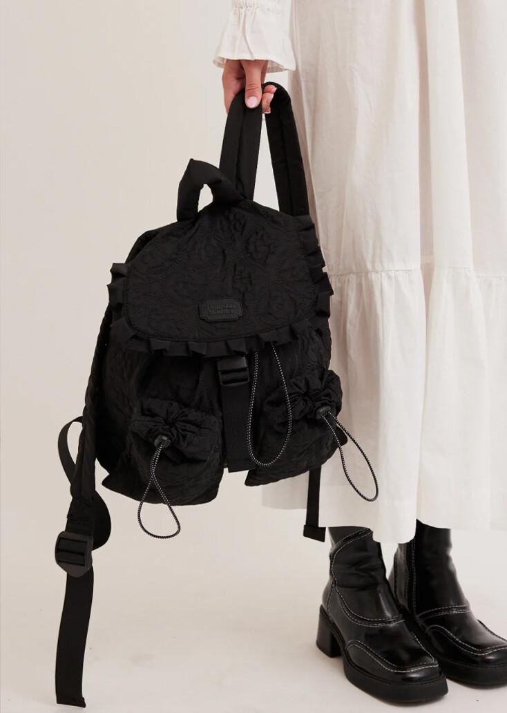 ★EXCLUSIVE★ FRILL BACKPACK IN BLACK FLORAL STITCH