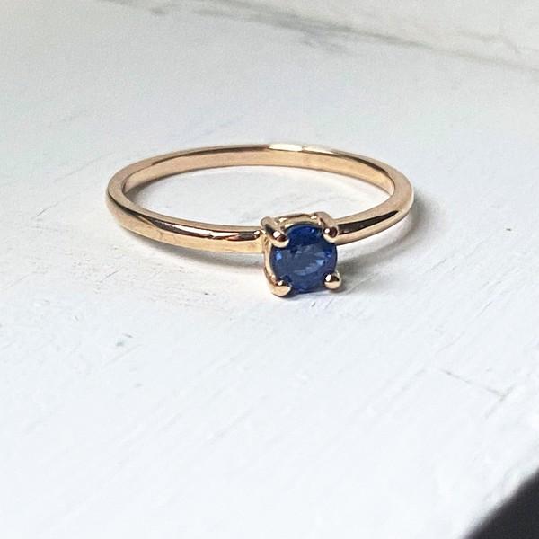 DEEP SAPPHIRE RING