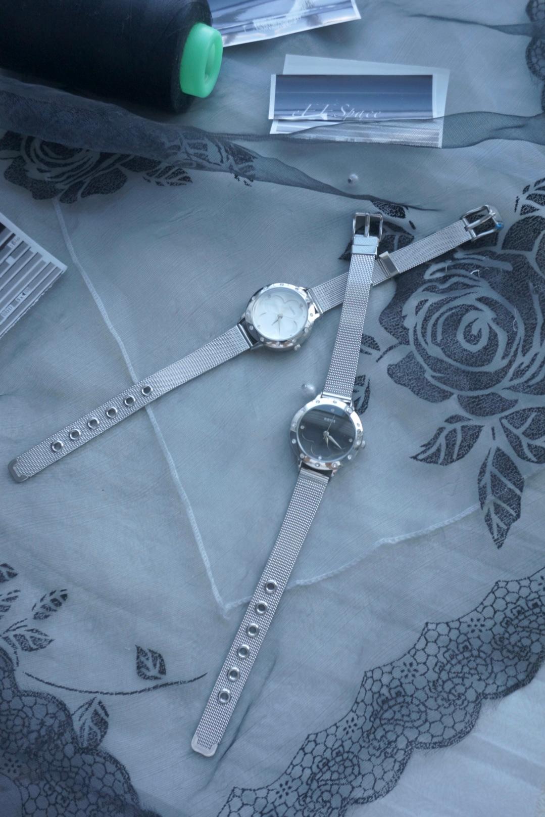 clover mesh strap watch