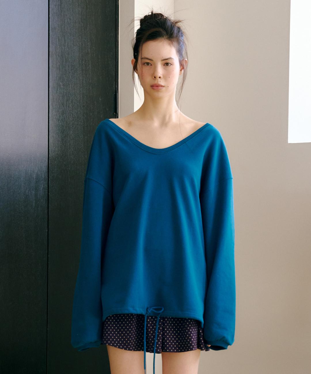 [MIHEE] Deep V-Neck Tee, Teal Green