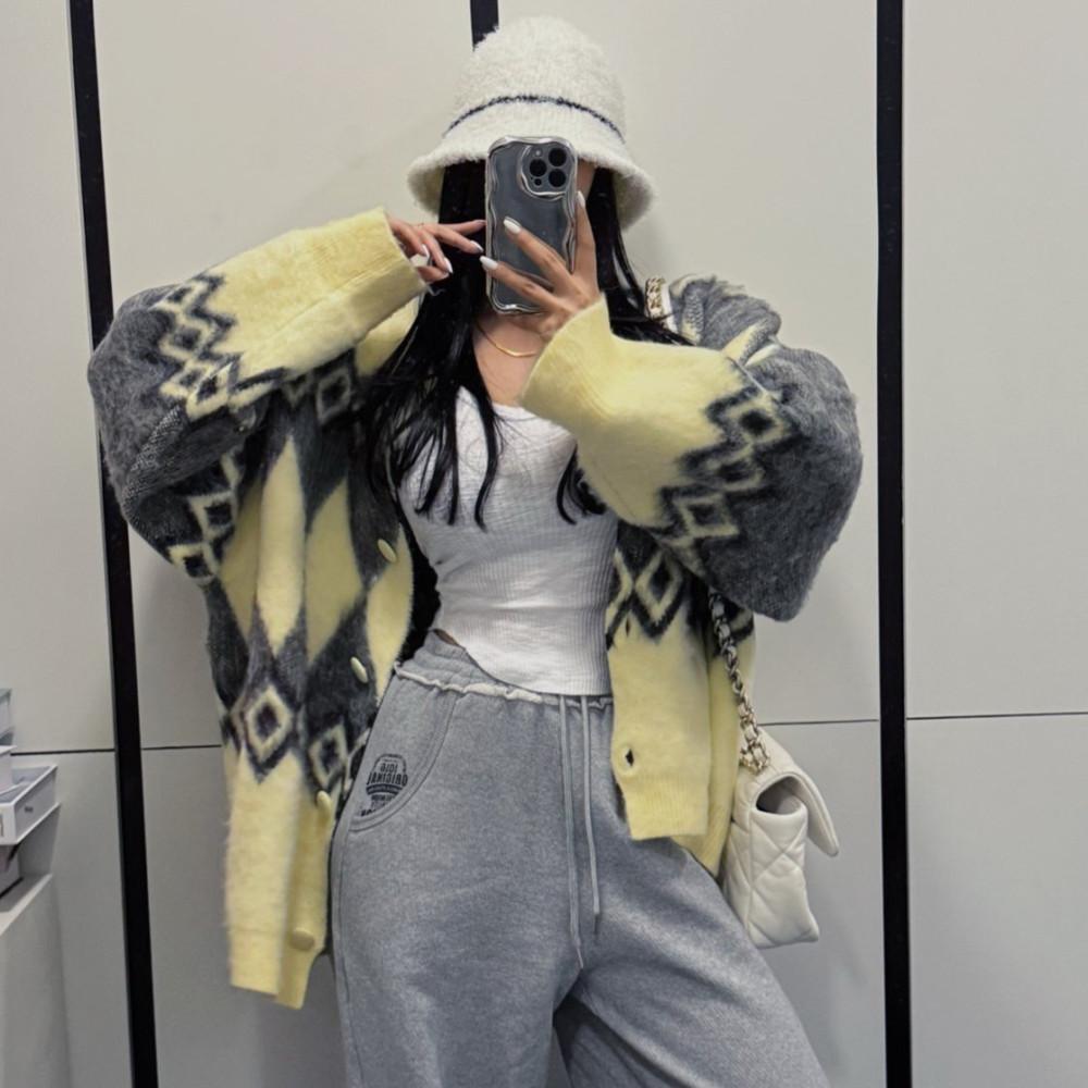 코즈캣 다이아 노르딕 니트가디건