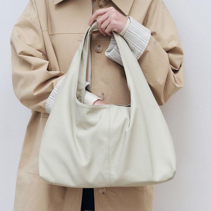 클래식 핸들 레더 호보백 - 크림