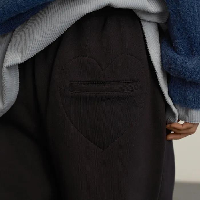 HEART POINT SWEAT PANTS_NAVY