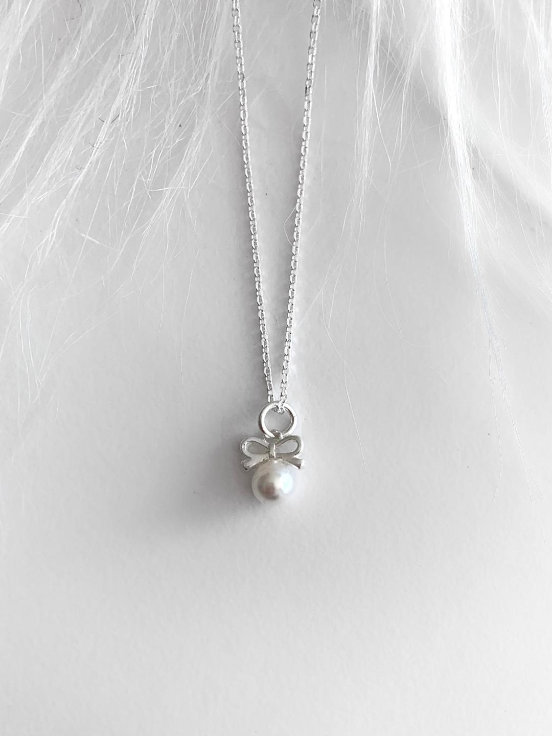 어센틱 (silver925) ribbon pearl necklace 리본목걸이 진주목걸이 리본진주목걸이