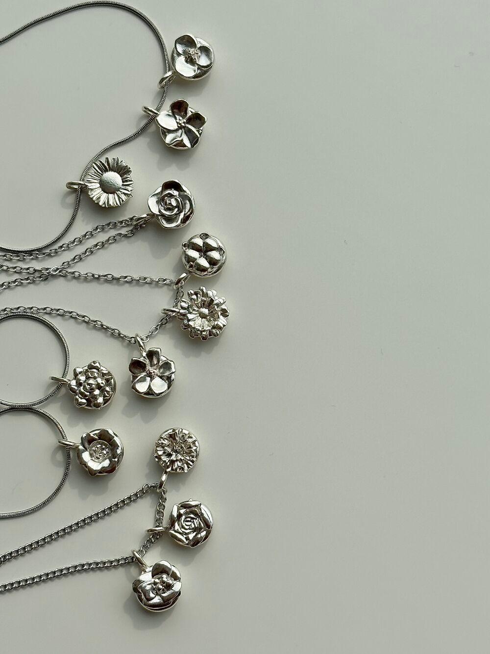 시들지 않는 꽃_꽃길 목걸이