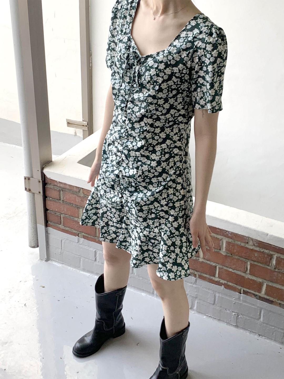 green flower mini dress
