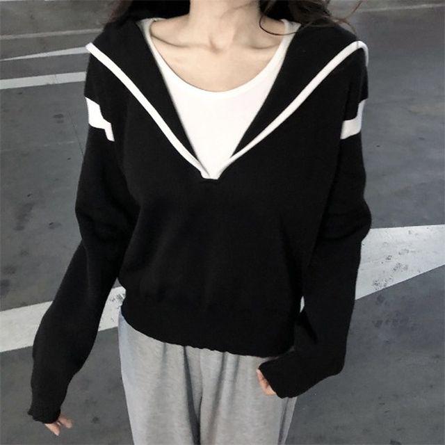 라이 레이어드 배색 후드 티셔츠