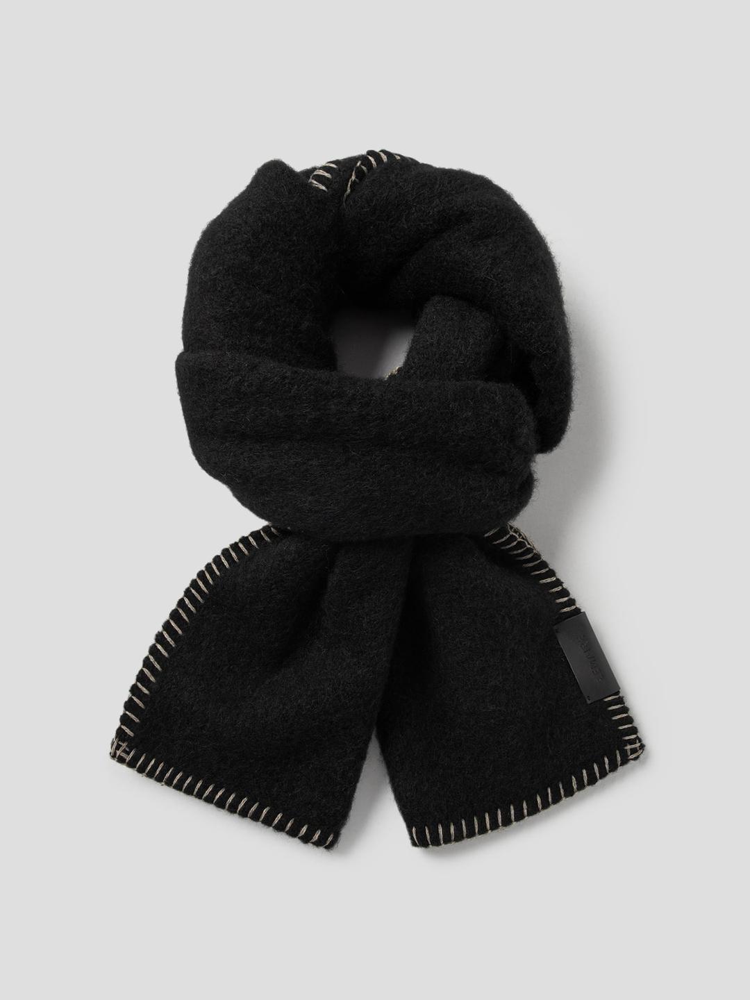(UNISEX) Cocotte Fluffy Scarf - Black/Green Beige