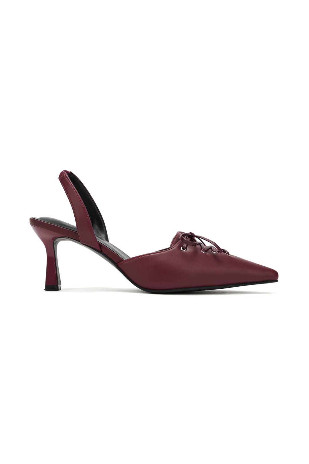 CORSETTE BACK STRAP HEEL IN BURGUNDY