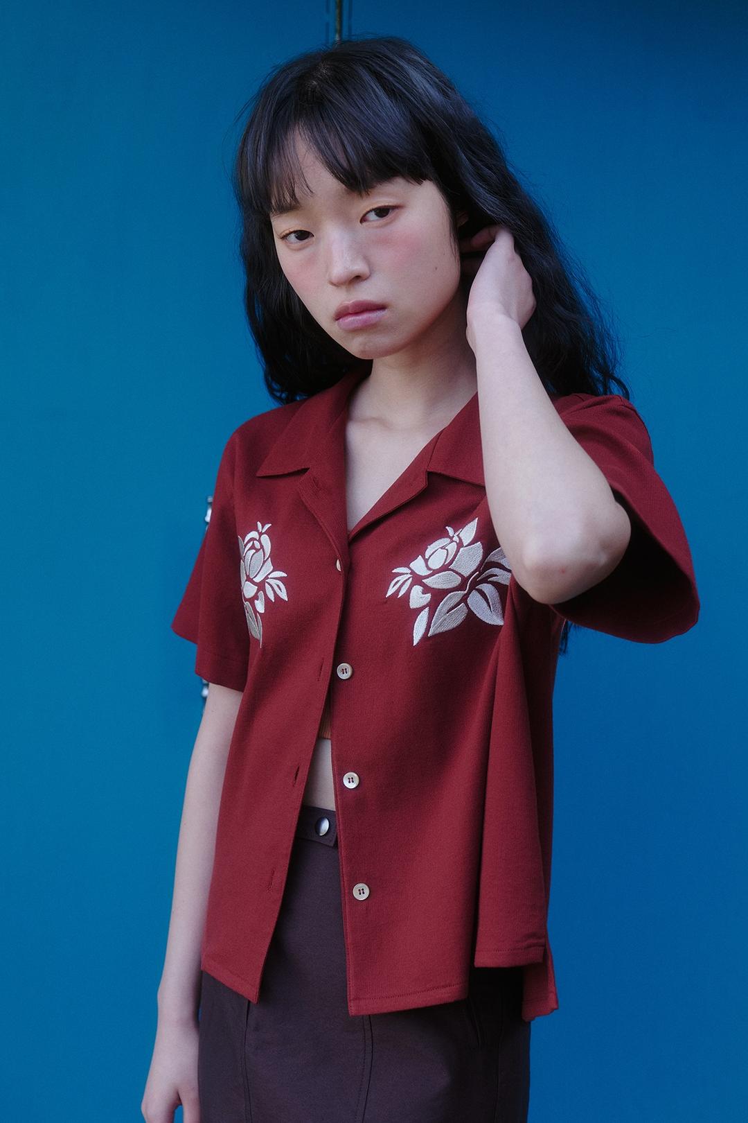 Rose embroidery shirt(deep red)