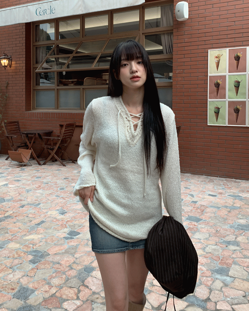 토리 스트링 브이 니트