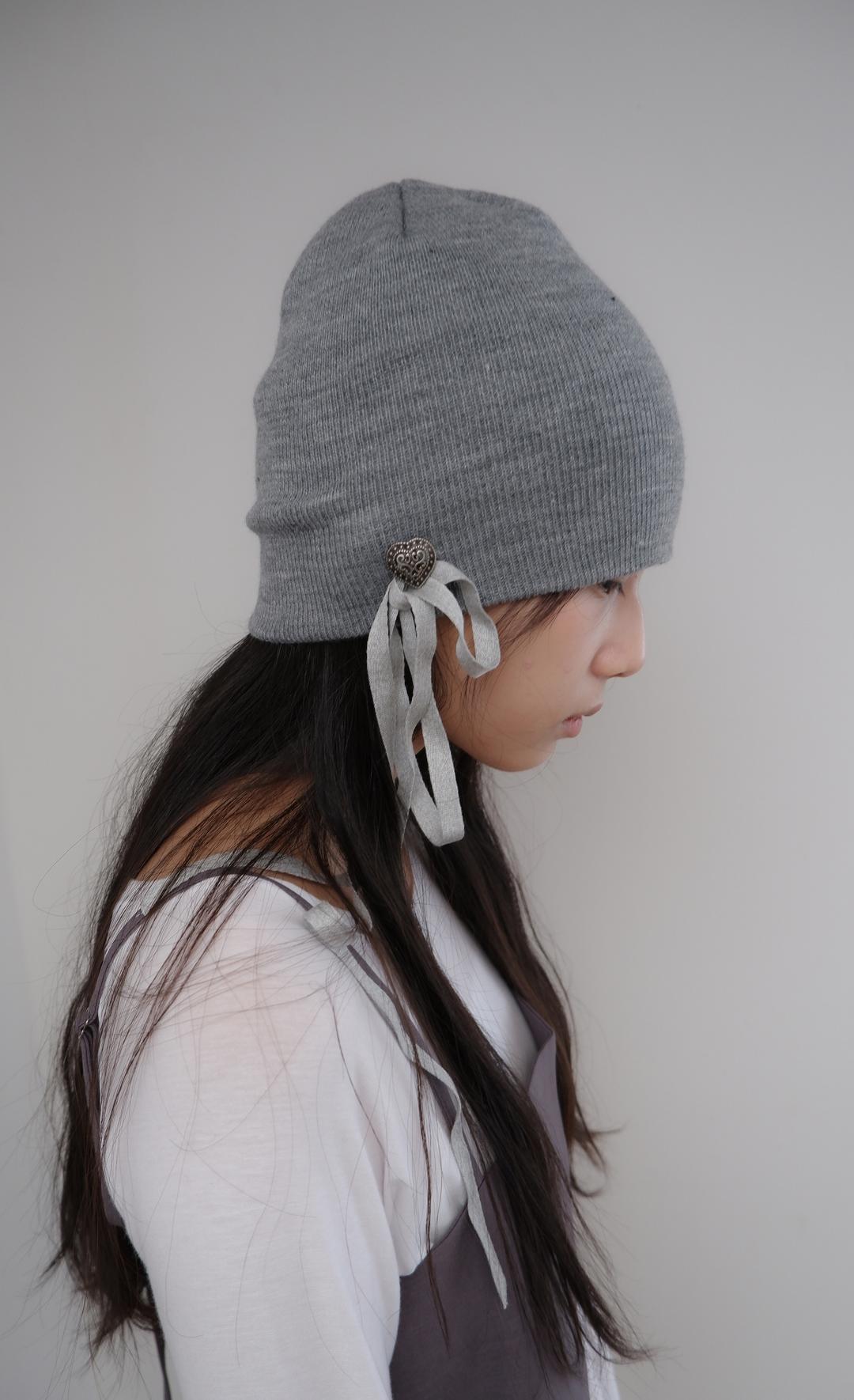 Antique heart beanie