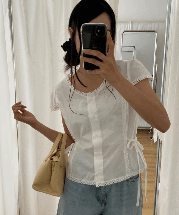 [하객룩🌷/국내제작] 멜로츠 레이스 허리 리본 반팔 블라우스 3 color 데이트룩