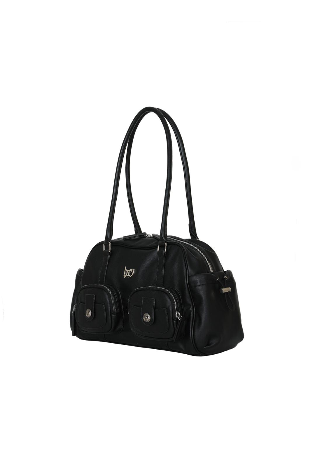 METAL LOGO POCKET SHOULDER BAG BLACK