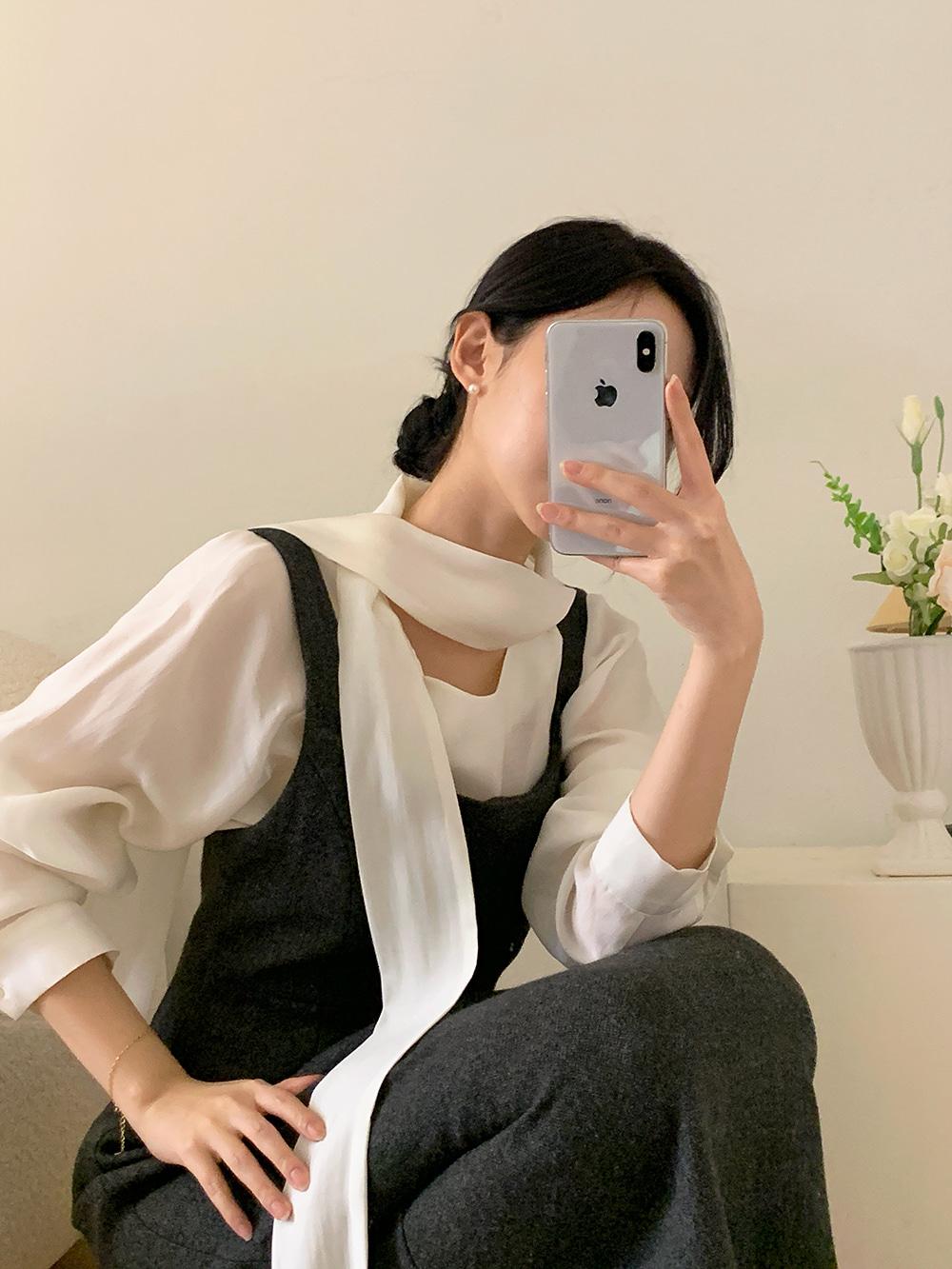 바스 타이 블라우스