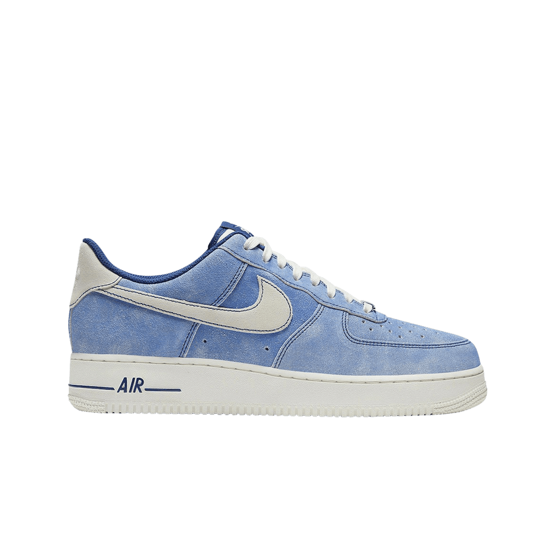 Nike Air Force 1 '07 LV8 Dusty Blue
