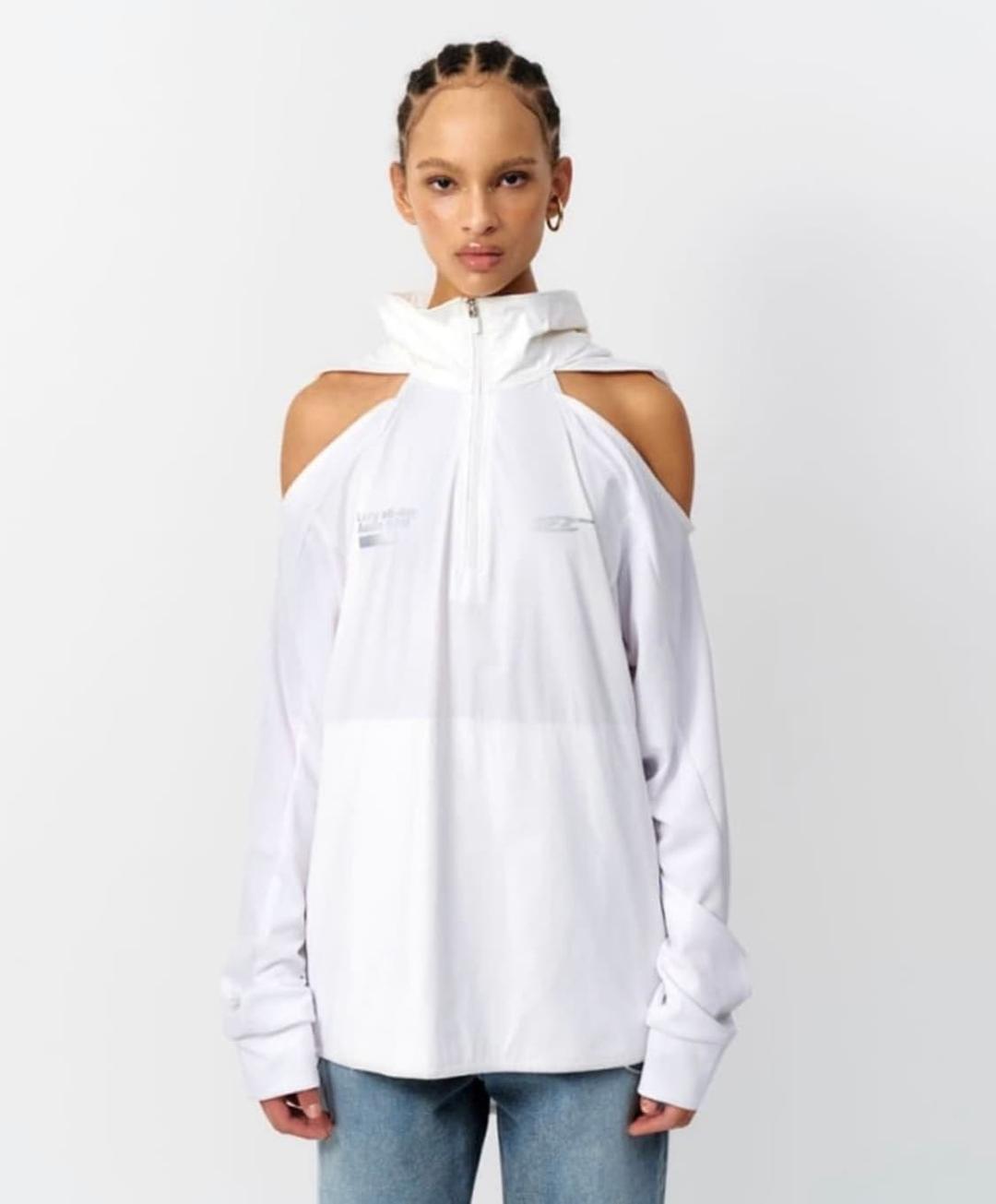 SPORTY OPEN SHOULDER HOODED WHITE | 후루츠패밀리