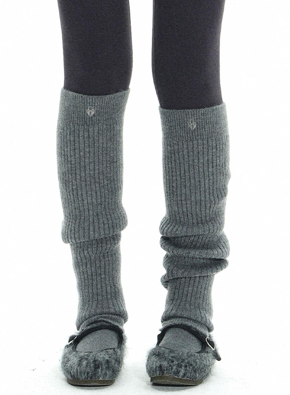 NECY STUDIO Logo Knit Leg Warmer (3color)