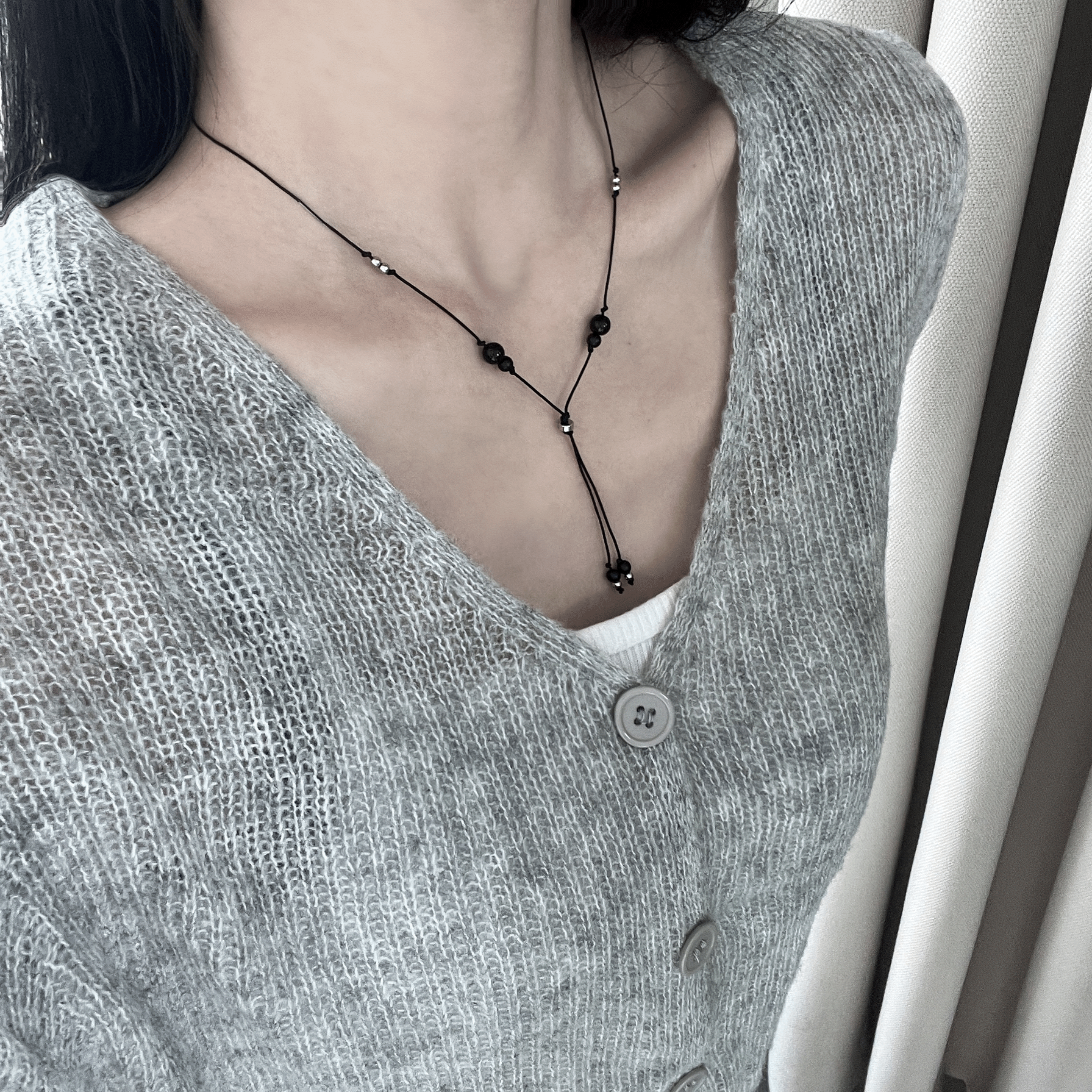 크로마 [당일출고🚀] 빈티지 원석 끈 드롭 매듭 써지컬 목걸이