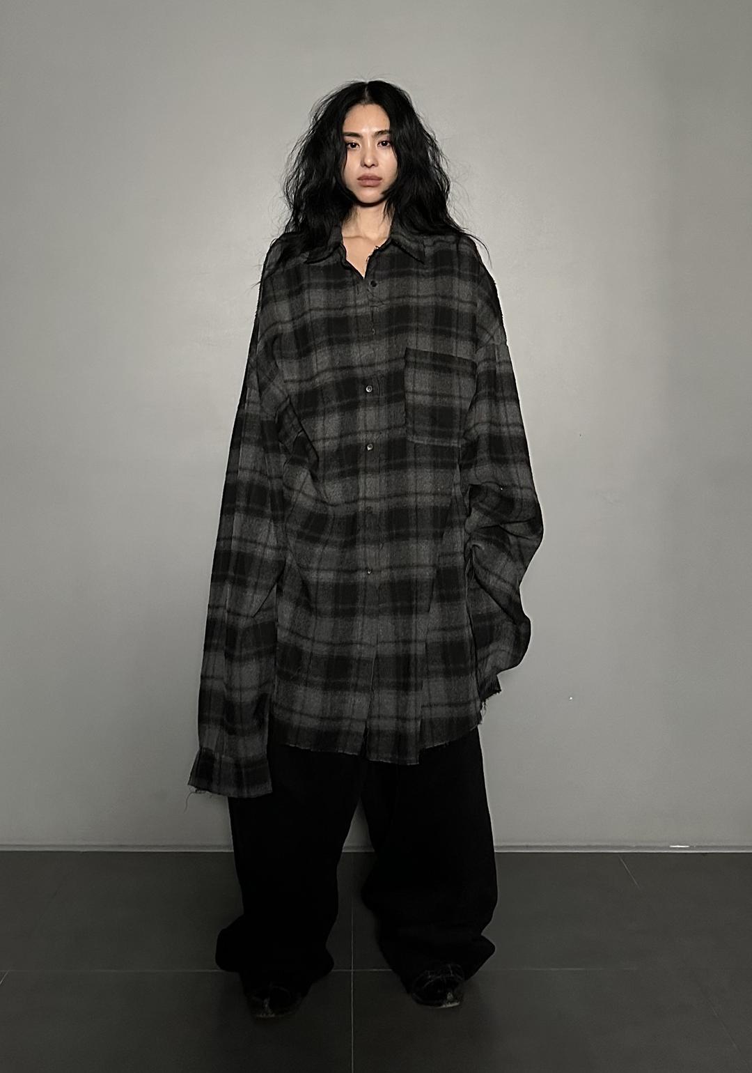 FW24 UNISEX AMU OVERSIZED FLANNEL SHRIT #BLACK [Pre-Order 15% OFF until 11/18]